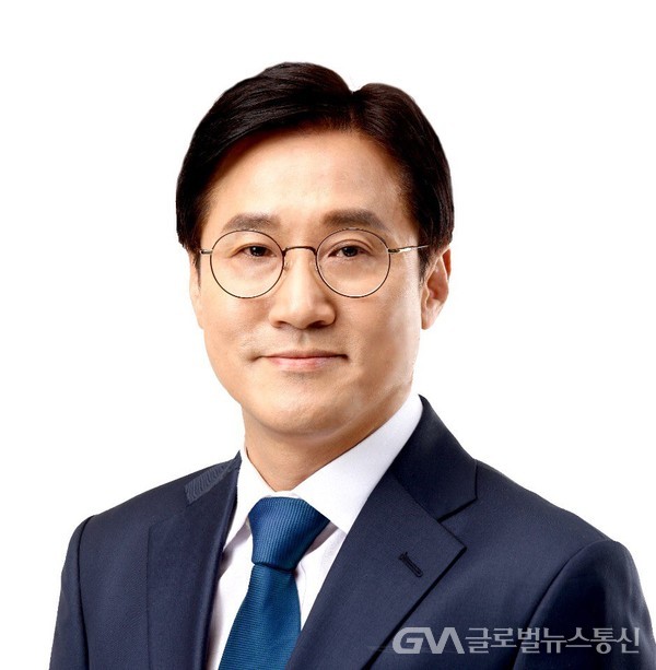 신영대 ”군산시, 친환경 전기차 부품소재 특화-그린뉴딜 핵심 지역 될 것 < 포토뉴스 < 국회/정부 < 정치 < 기사본문 - 글로벌뉴스통신GNA... 